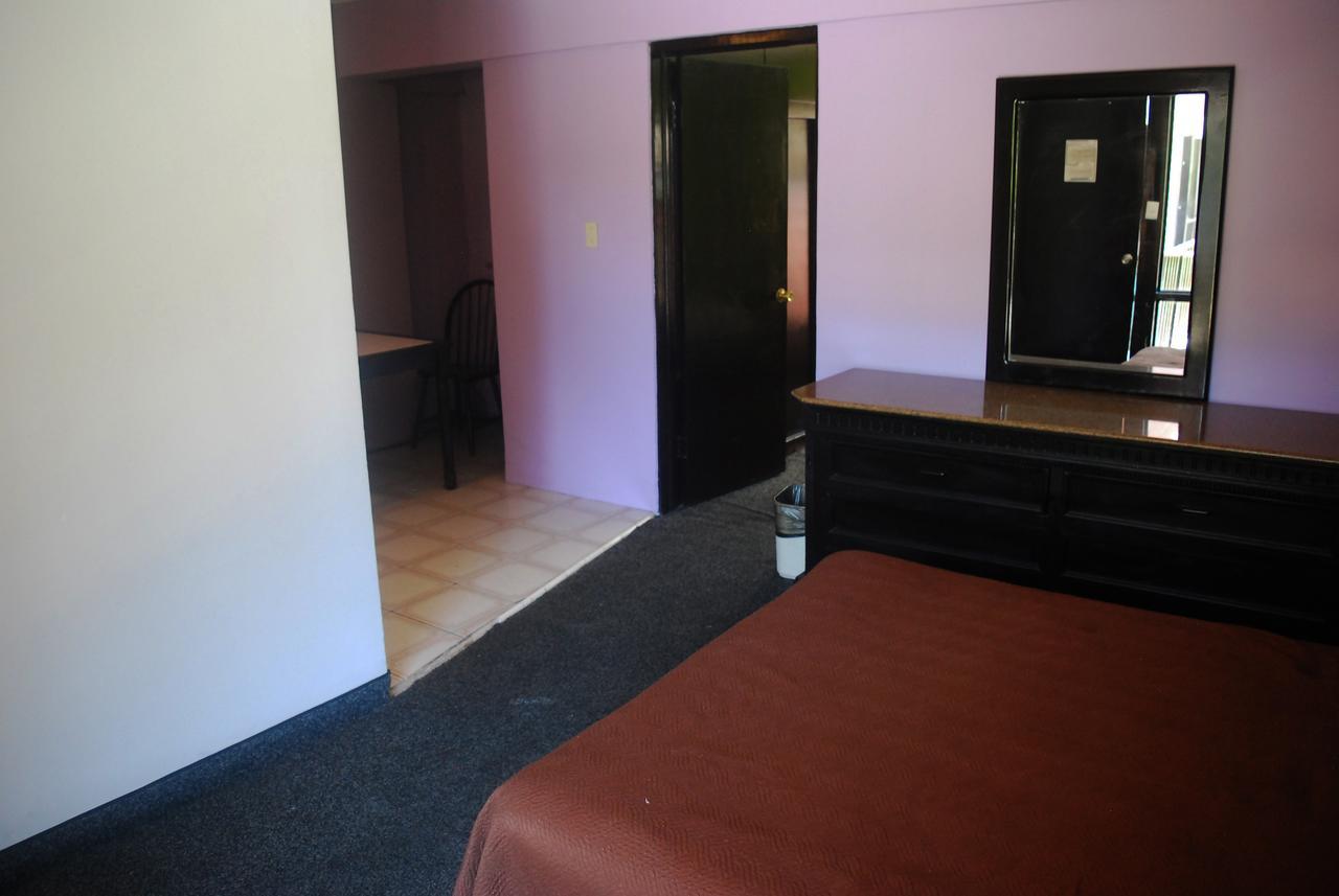 Hotel Suites Royal تيجوانا المظهر الخارجي الصورة